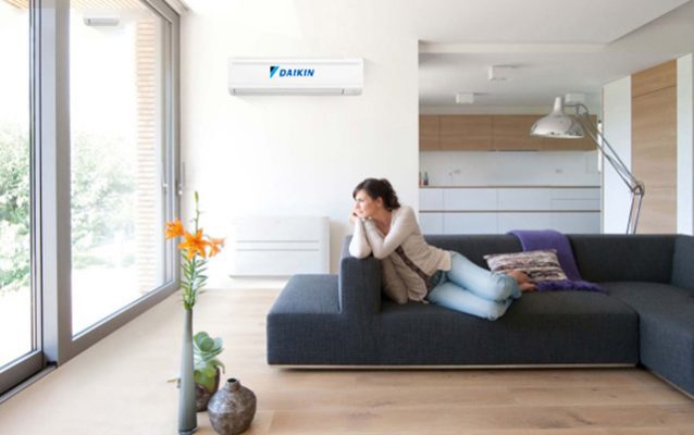 Sử dụng điều hòa Daikin Inverter tiết kiệm năng lượng.
