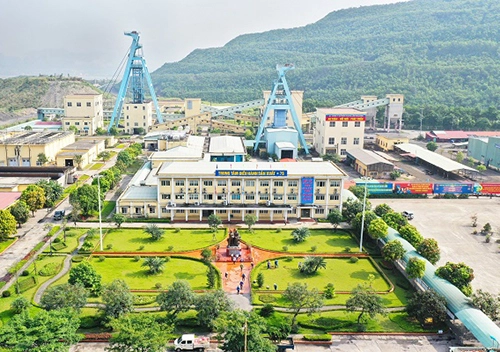 Thi công điều hòa cho tòa nhà văn phòng Hà Lầm