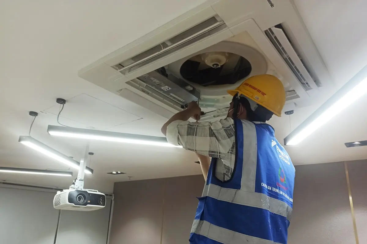 bao-duong-dieu-hoa-thuong-mai