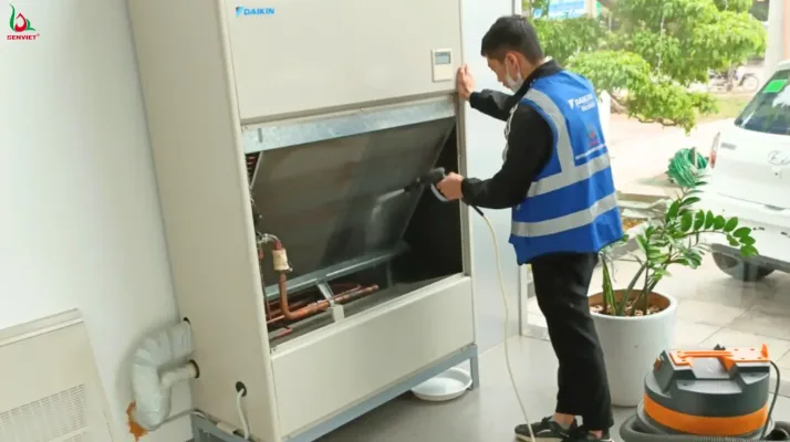 bao-lau-nen-bao-duong-may-dieu-hoa-cong-nghiep